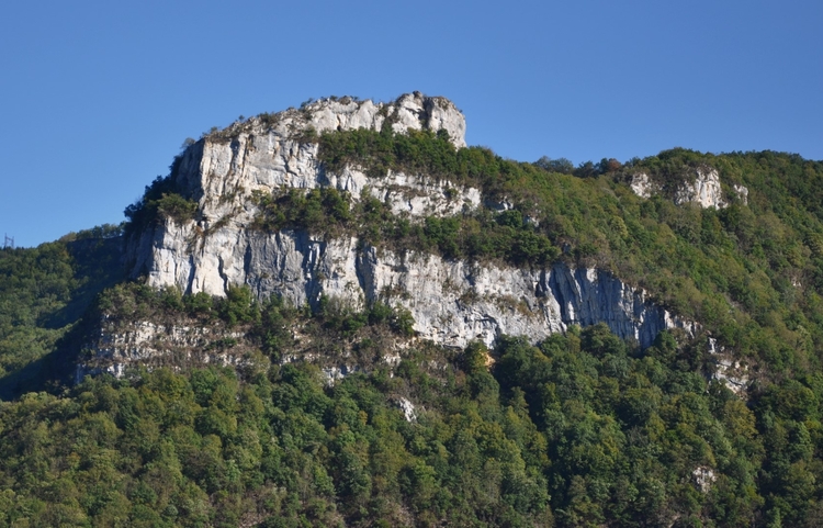 guides-bugey Rockclimbing: Albarine gorges Rockclimbing