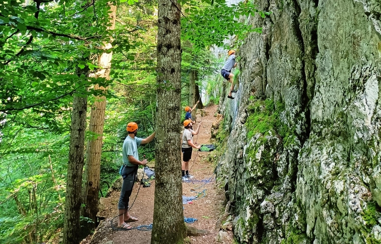 guides-bugey Rockclimbing in Terre-Ronde Rockclimbing