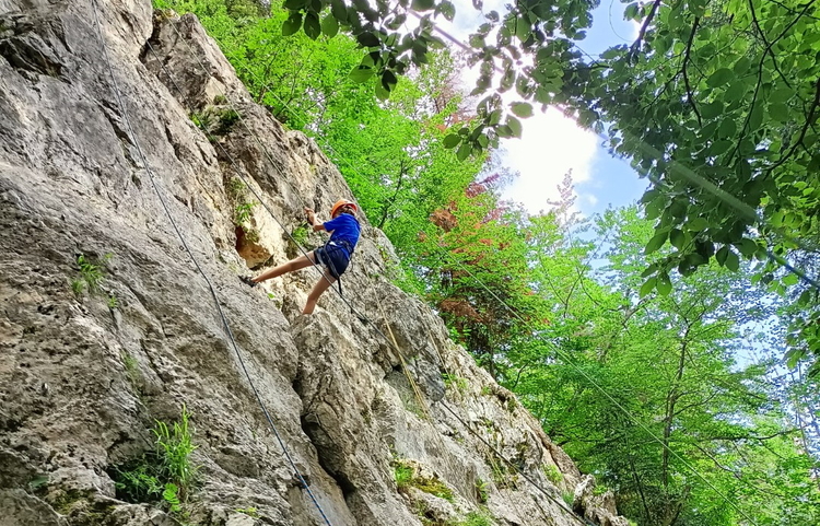 guides-bugey Rockclimbing in Terre-Ronde Rockclimbing