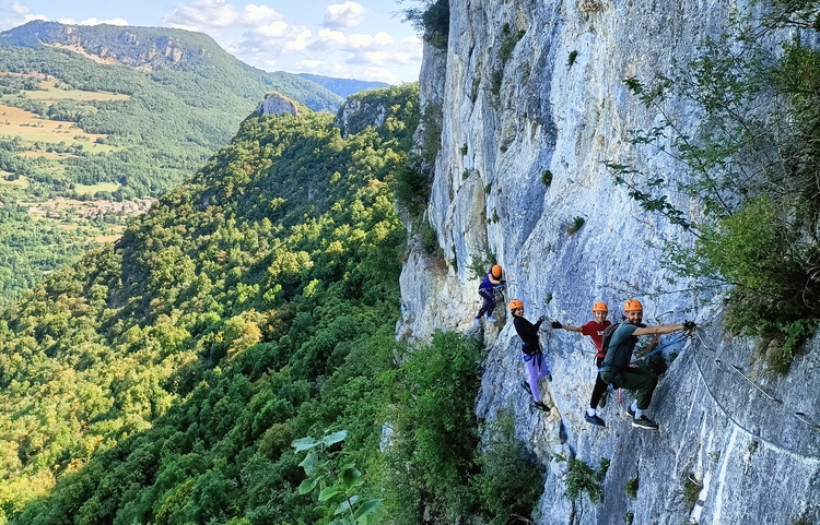guides-bugey La Guinguette: Discovery Via Ferrata