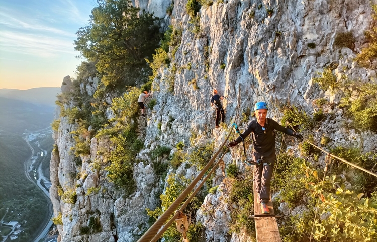 guides-bugey La Guinguette: Sunset Via Ferrata