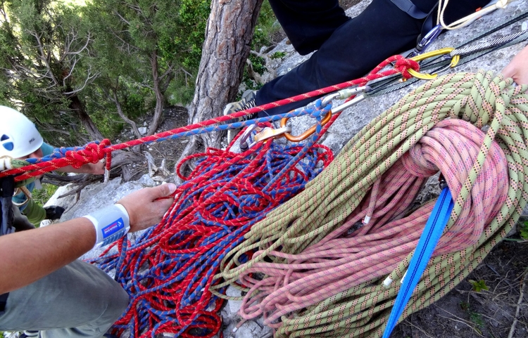 guides-bugey Multipitch: Roche de Narse Rockclimbing
