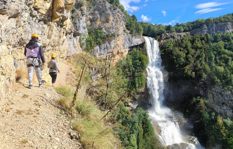 guides-bugey La via corda: la Charabotte Via Corda